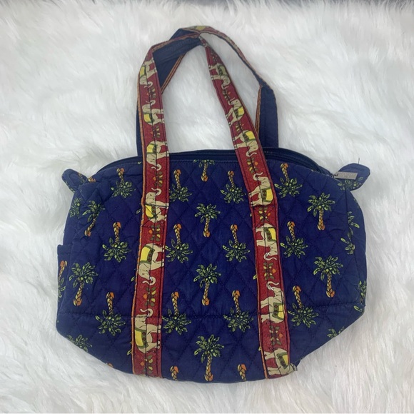 Vintage Americana by Sharif Quilted Palm Tree Elephant Print Barrel Travel Bag - Picture 5 of 6